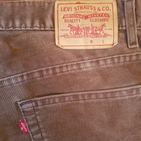 LEVIS RELAXED STRAIGHT FIT CORDUROYS - Picture 3 of 4